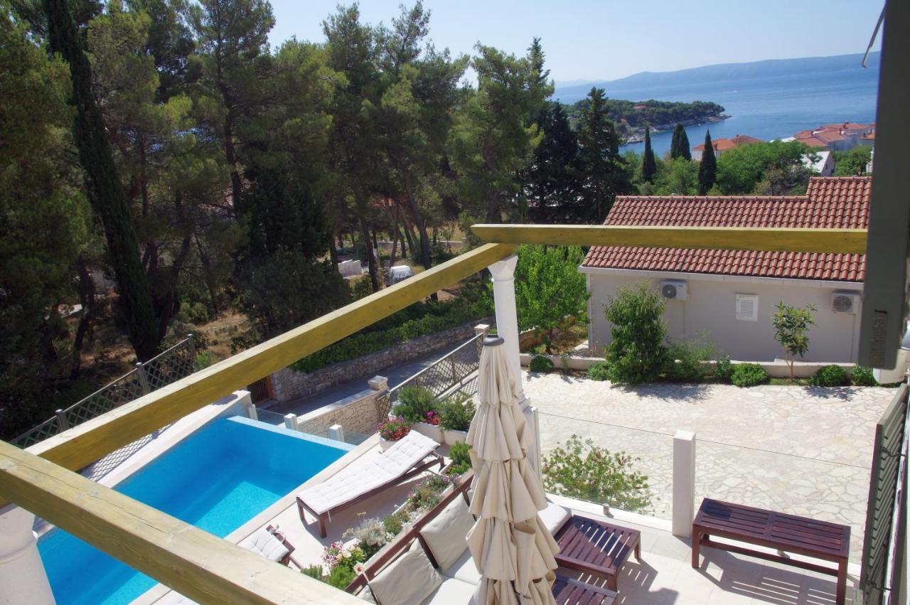 Holiday Home Nevista Sumartin Exterior photo